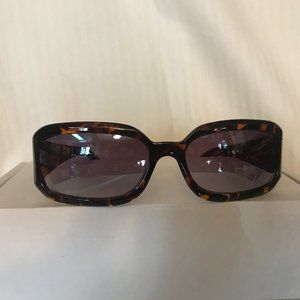 NEW TOMMY HILFIGER TORTOISE SHELL STYLE SUNGLASSES